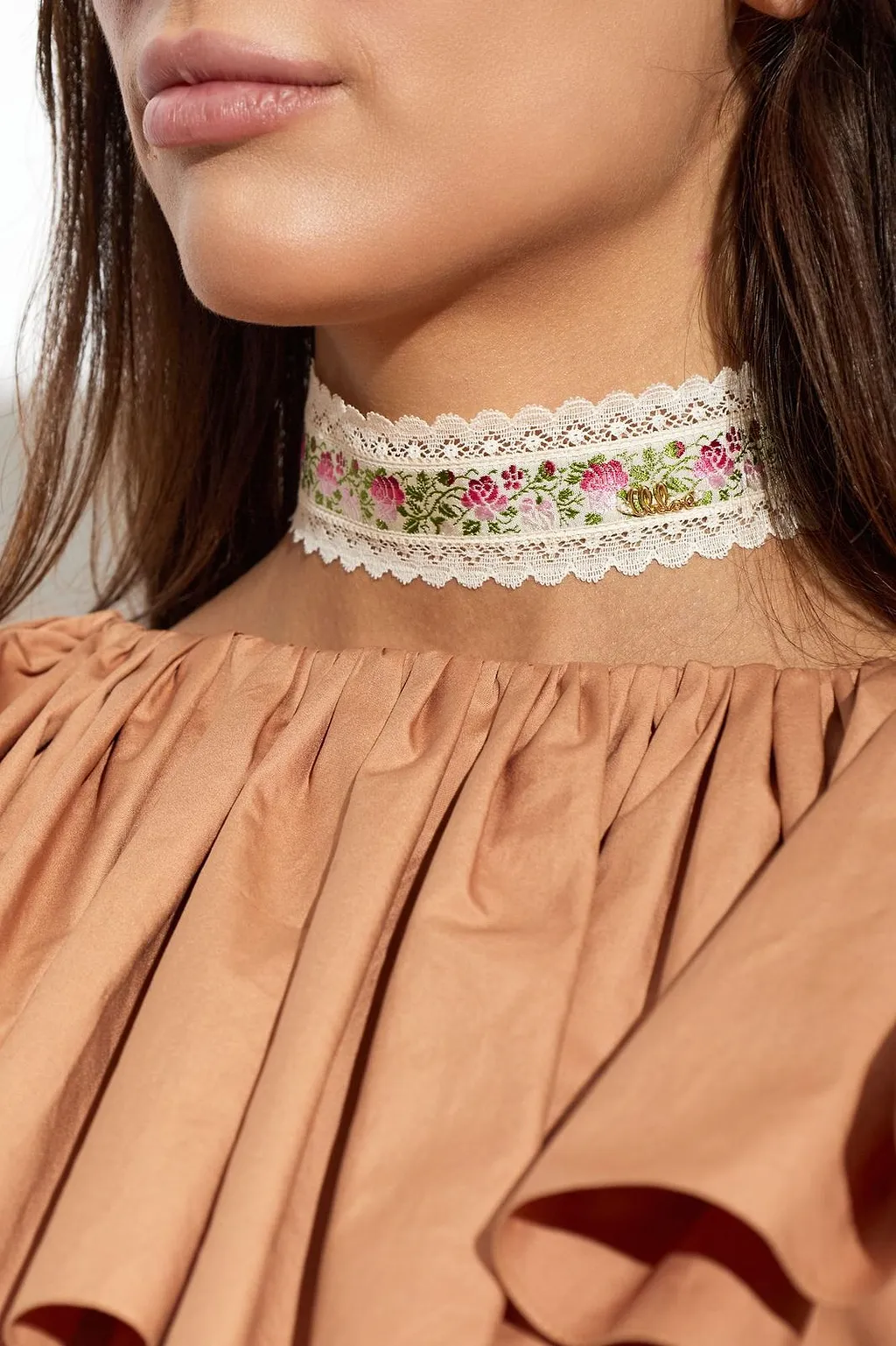 Folk Floral Choker Necklace