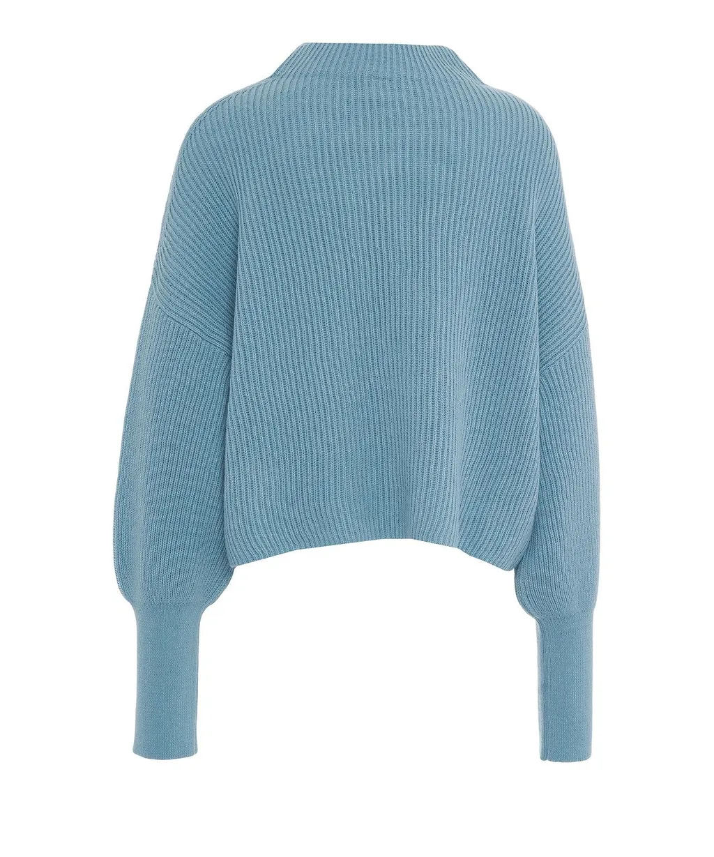 Closed Ribbed Knit Jumper