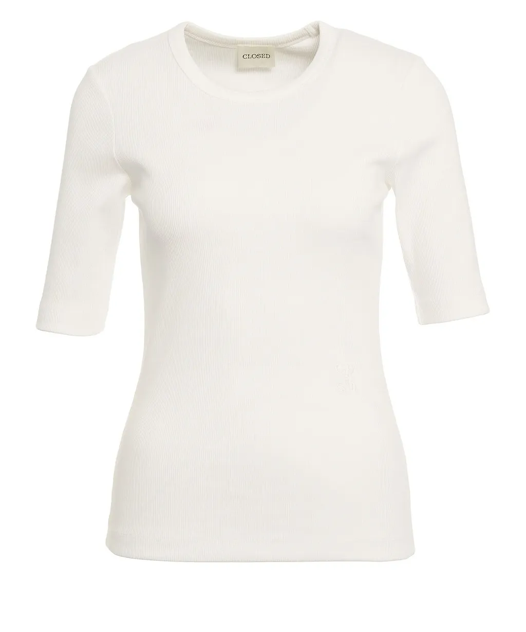 Closed Ribbed Three-Quarter Sleeve T-Shirt