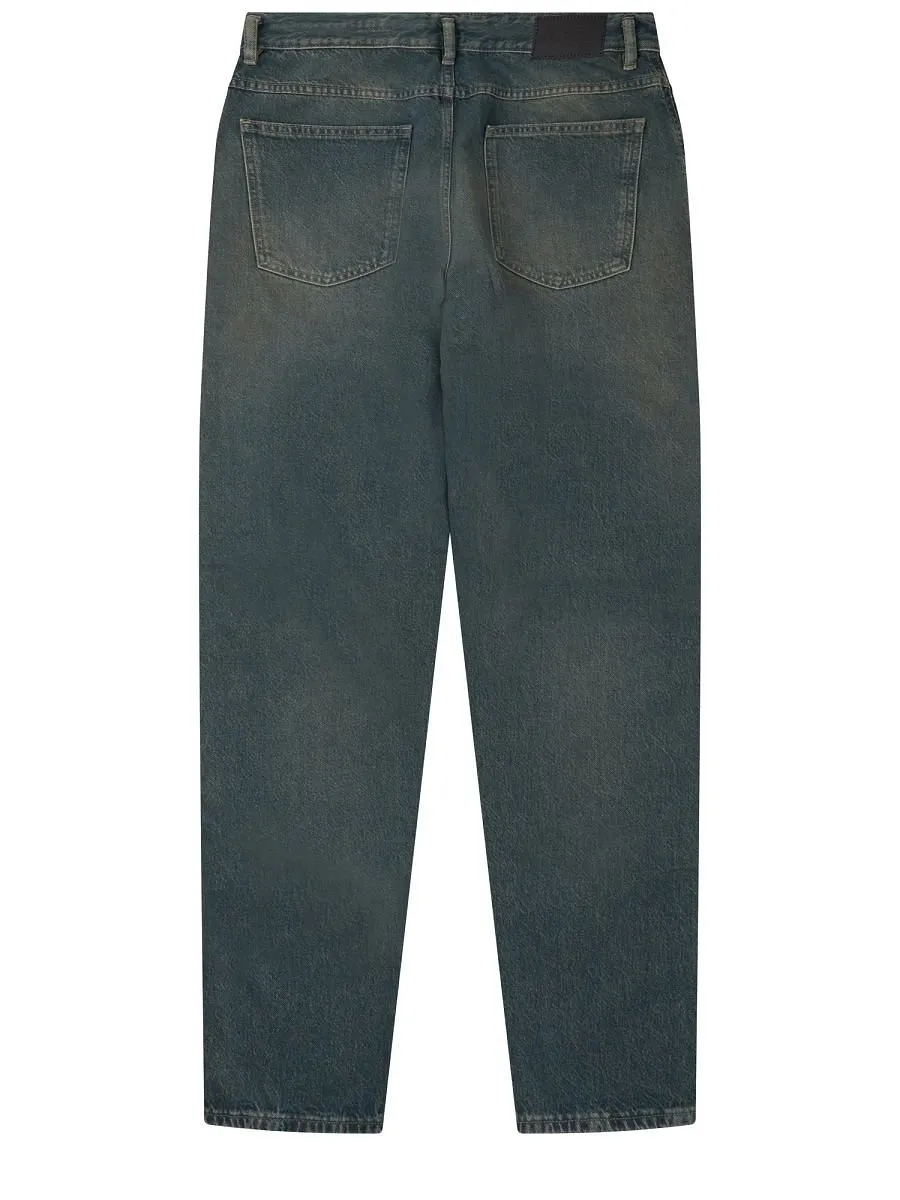 Closed Tapered Leg Jeans
