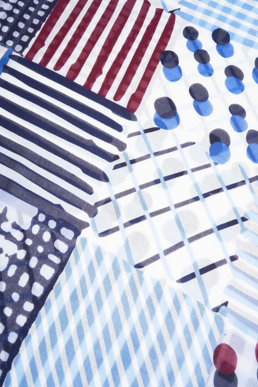 Graphic Pattern Loop Scarf