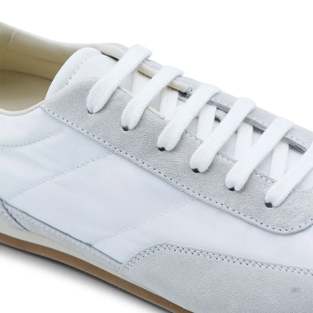 Common Projects Low-Top Sneakers