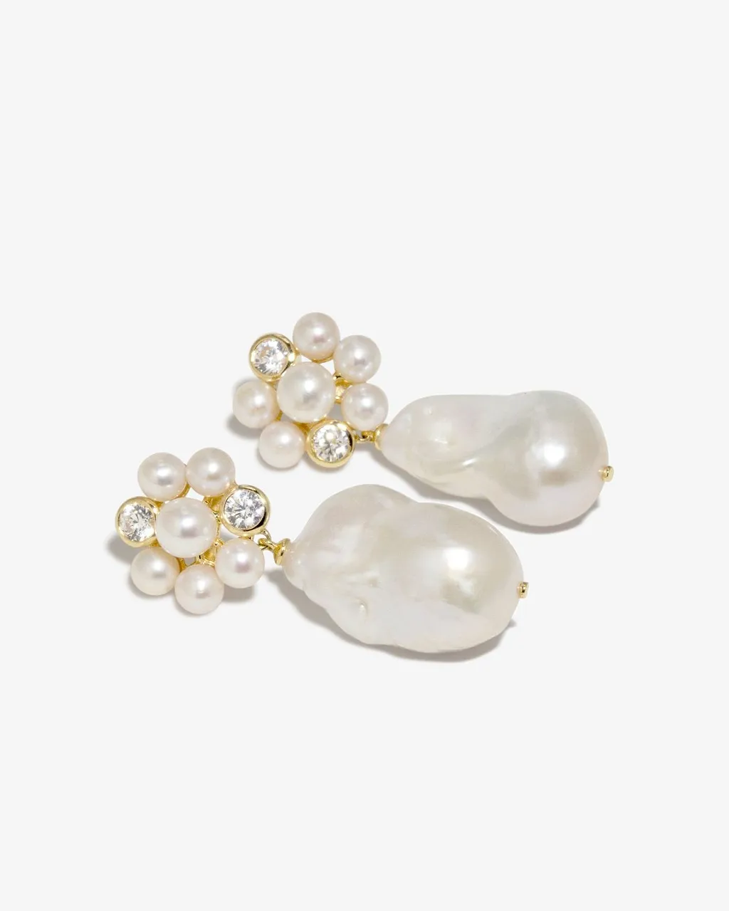 Lightdrops Cluster Pearl Earrings