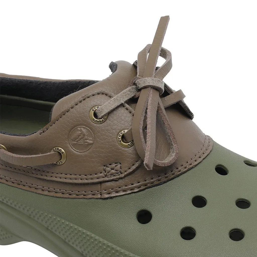 Crocs Classic Boat Clogs