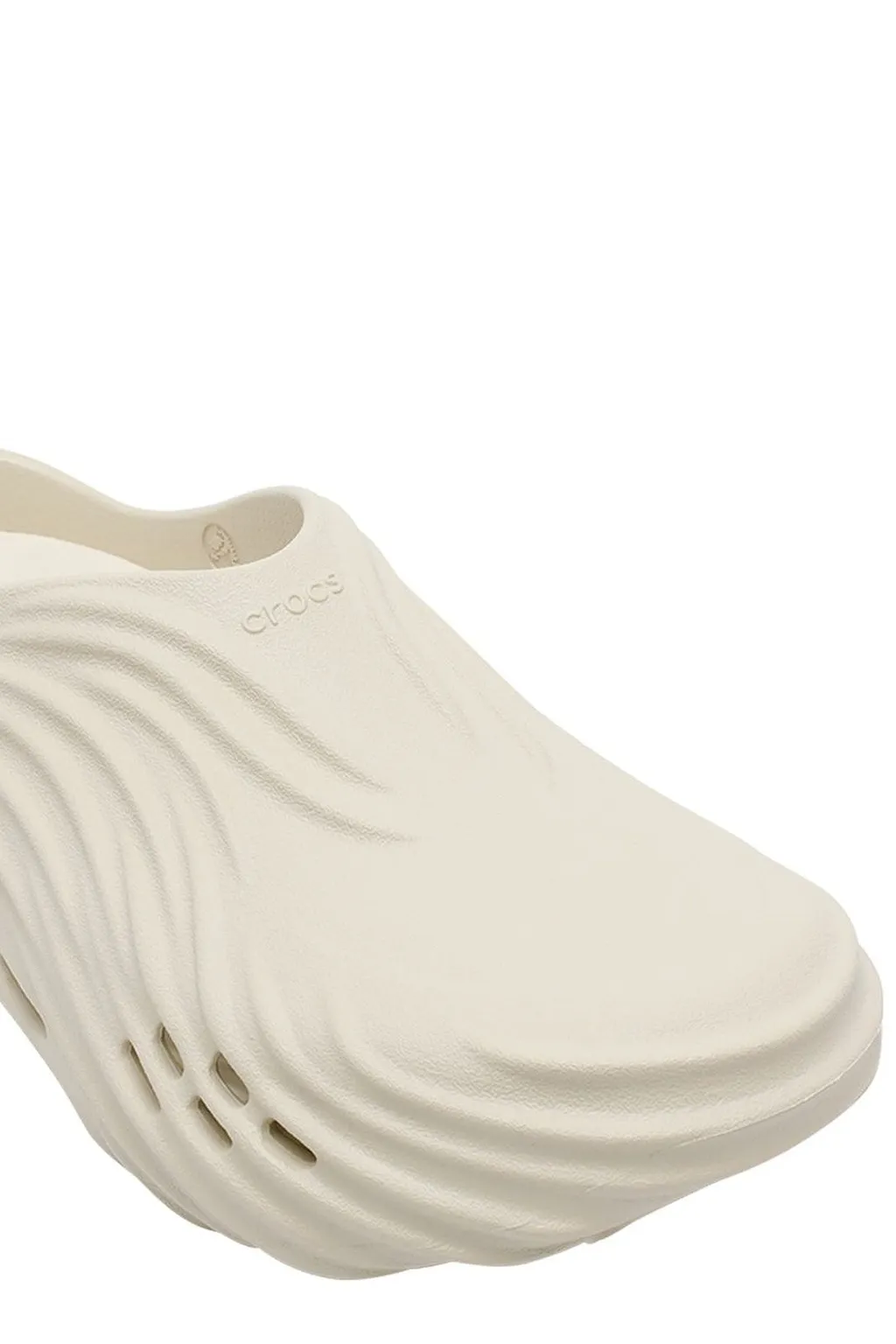 Crocs Echo Wave Slip-On Sandals