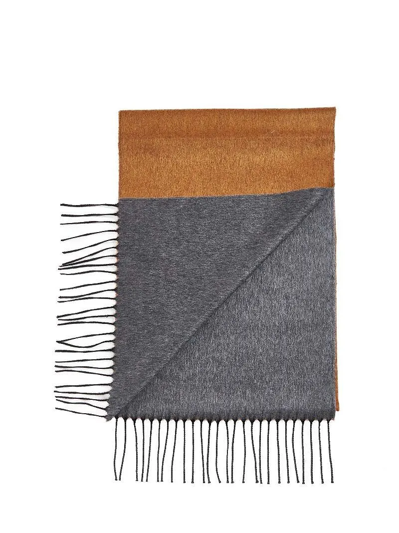 D4.0 Fringed Rectangular Scarf