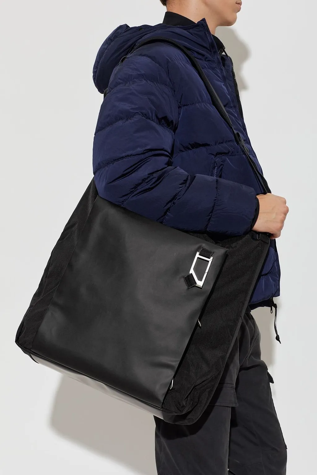 Entour Helmet 32L Tote Bag