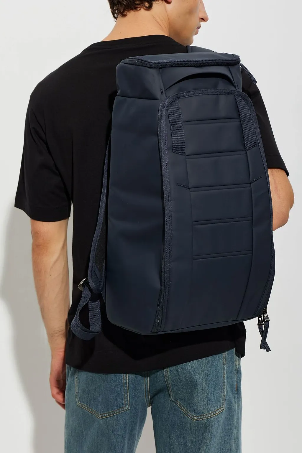 Hugger 25L Backpack