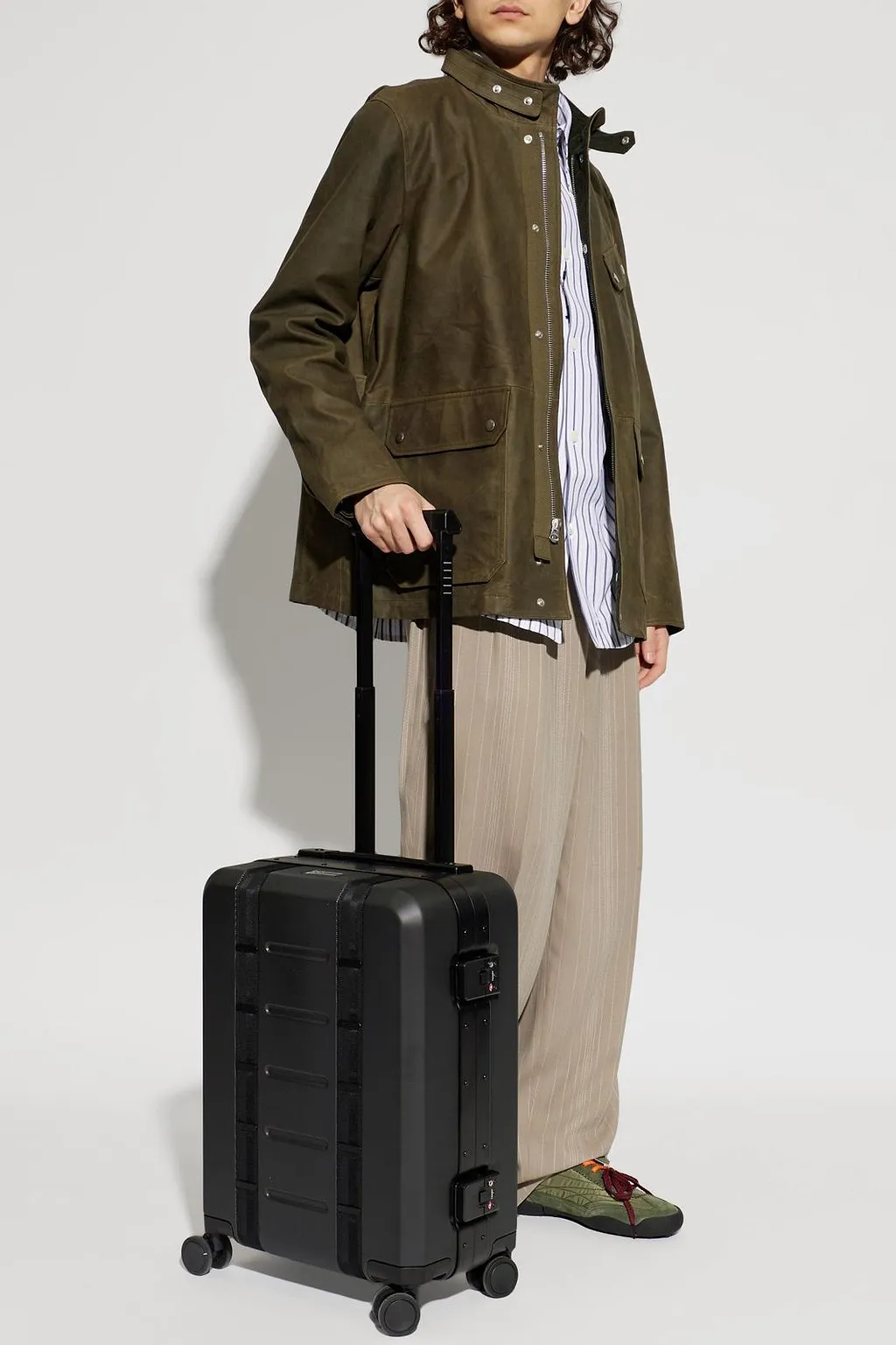 Ramverk Pro Carry-On Suitcase