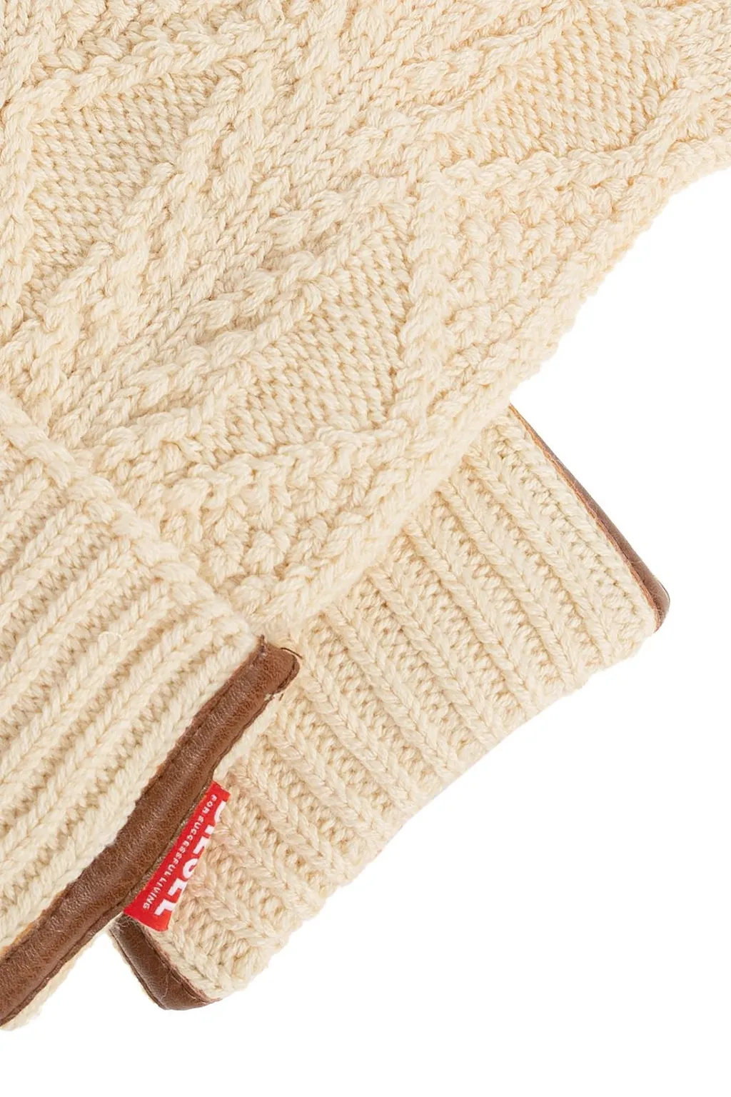 K Inotto Cable-Knit Gloves