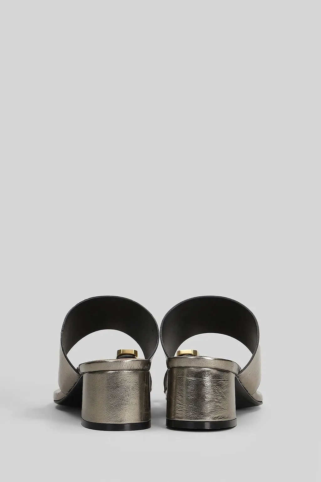 Donnarì Square-Toe Slip-On Sandals