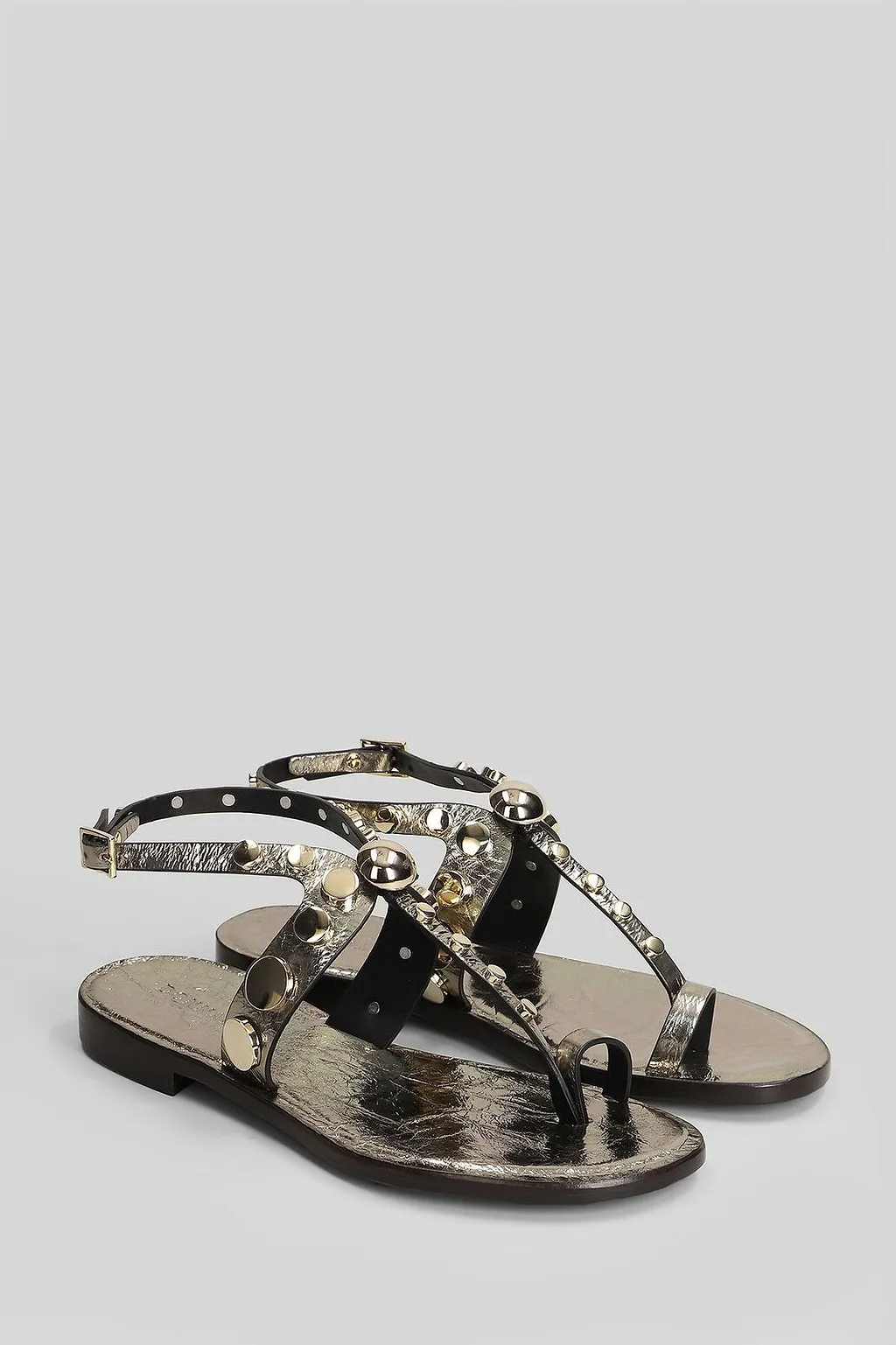 Donnarì Stud-Embellished Buckled Sandals