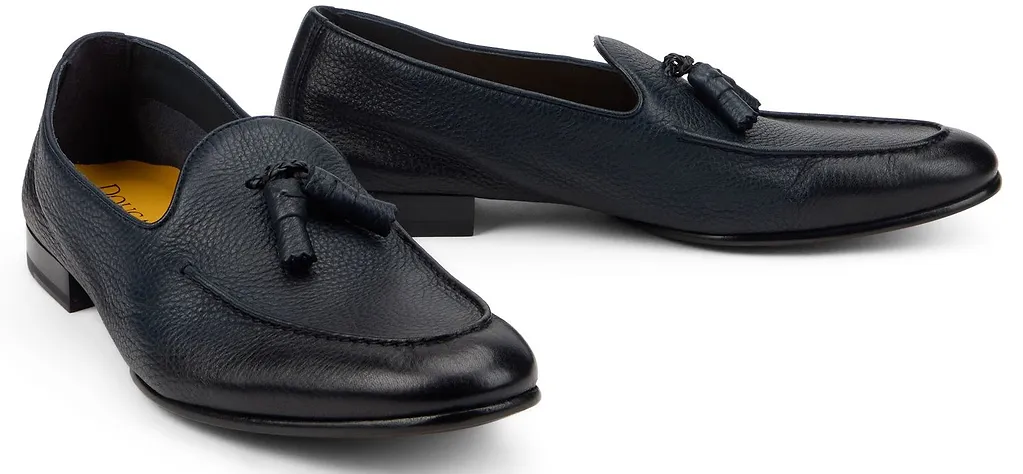 Doucal's Textured Tassel Loafers