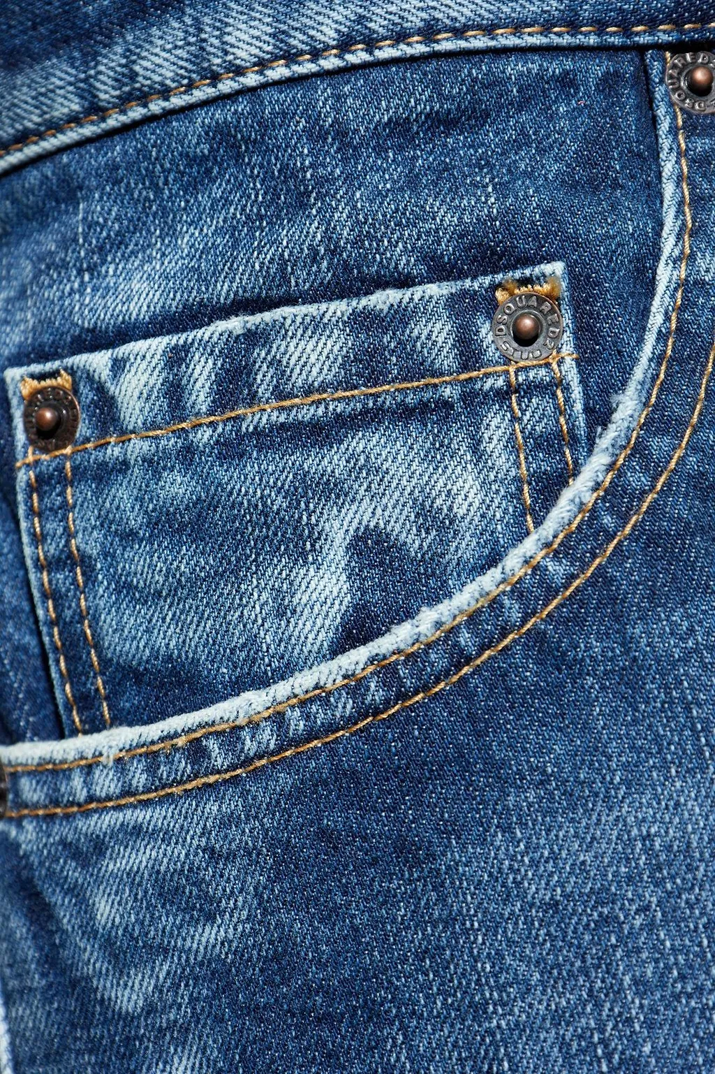 Dsquared2 642 Distressed Jeans