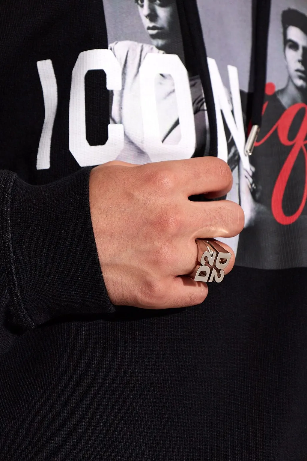 Dsquared2 Logo Signet Ring