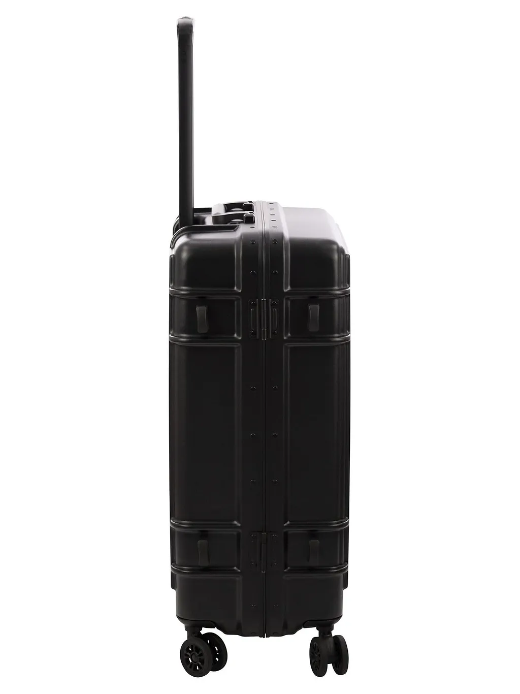 Resistr Medium Luggage Case