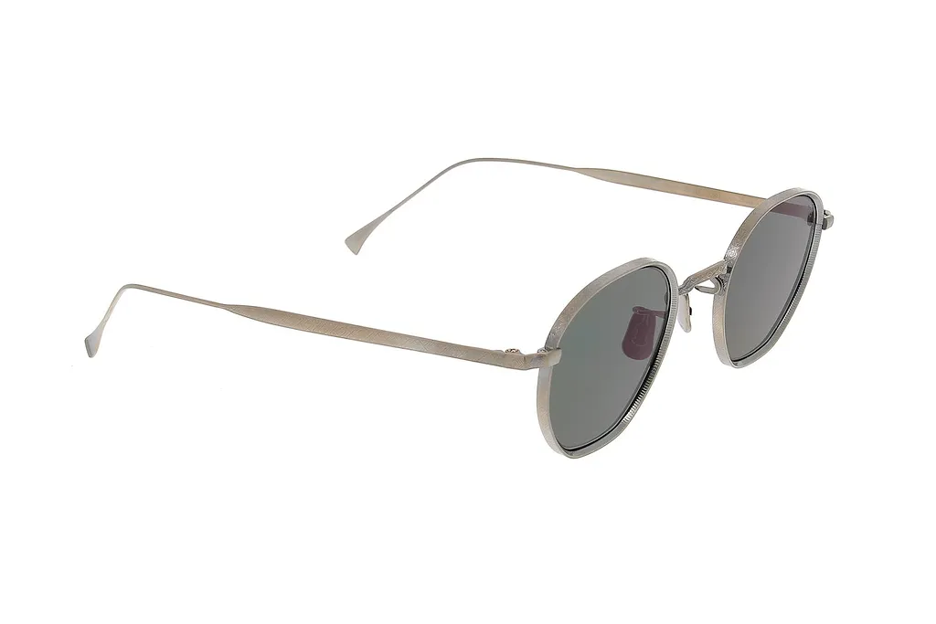 Eyevan 7285 Irregular Frame Sunglasses