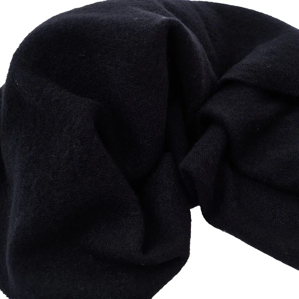 Triax Triangular Scarf
