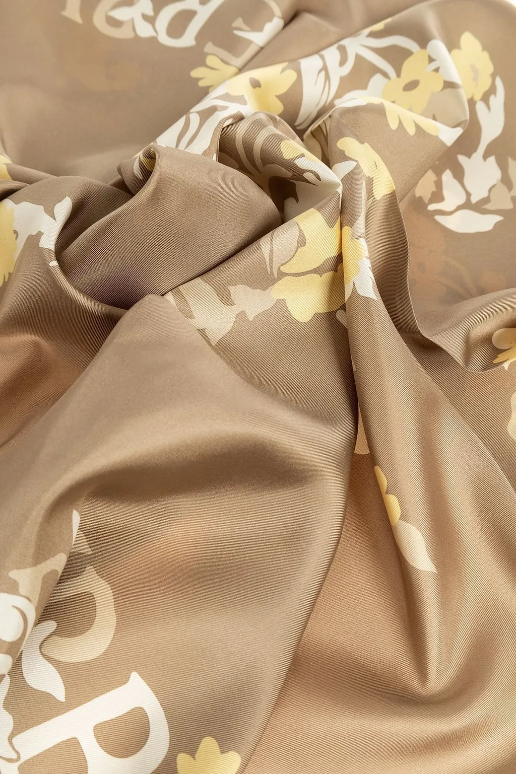 Floral Detailed Squared Scarf