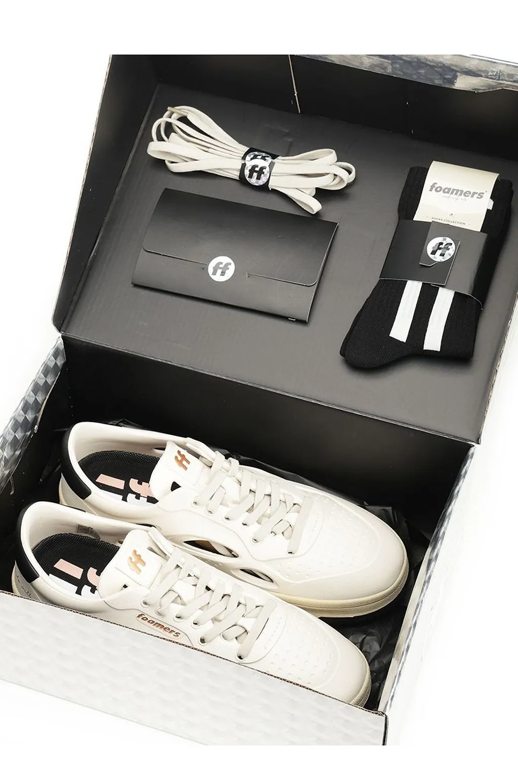 Foamers Logo Embossed Sneakers