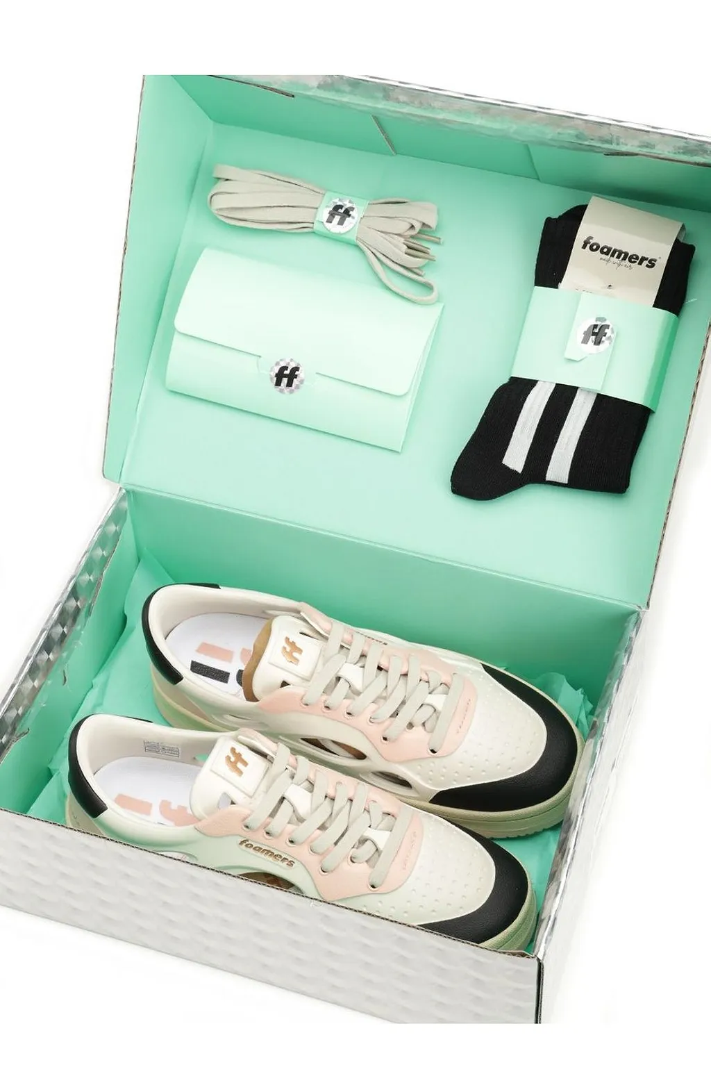 Foamers Logo Embossed Sneakers