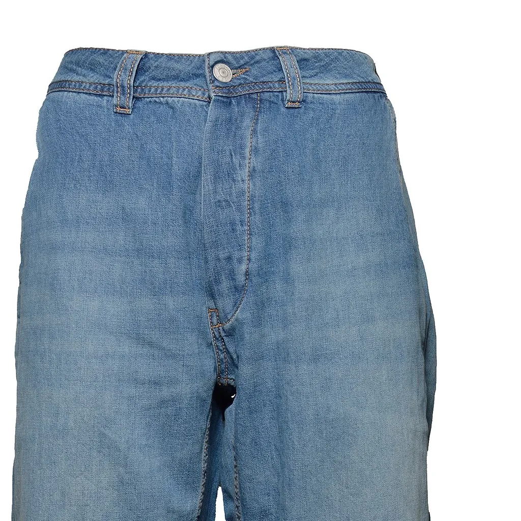 Logo Patch Straight-Leg Jeans