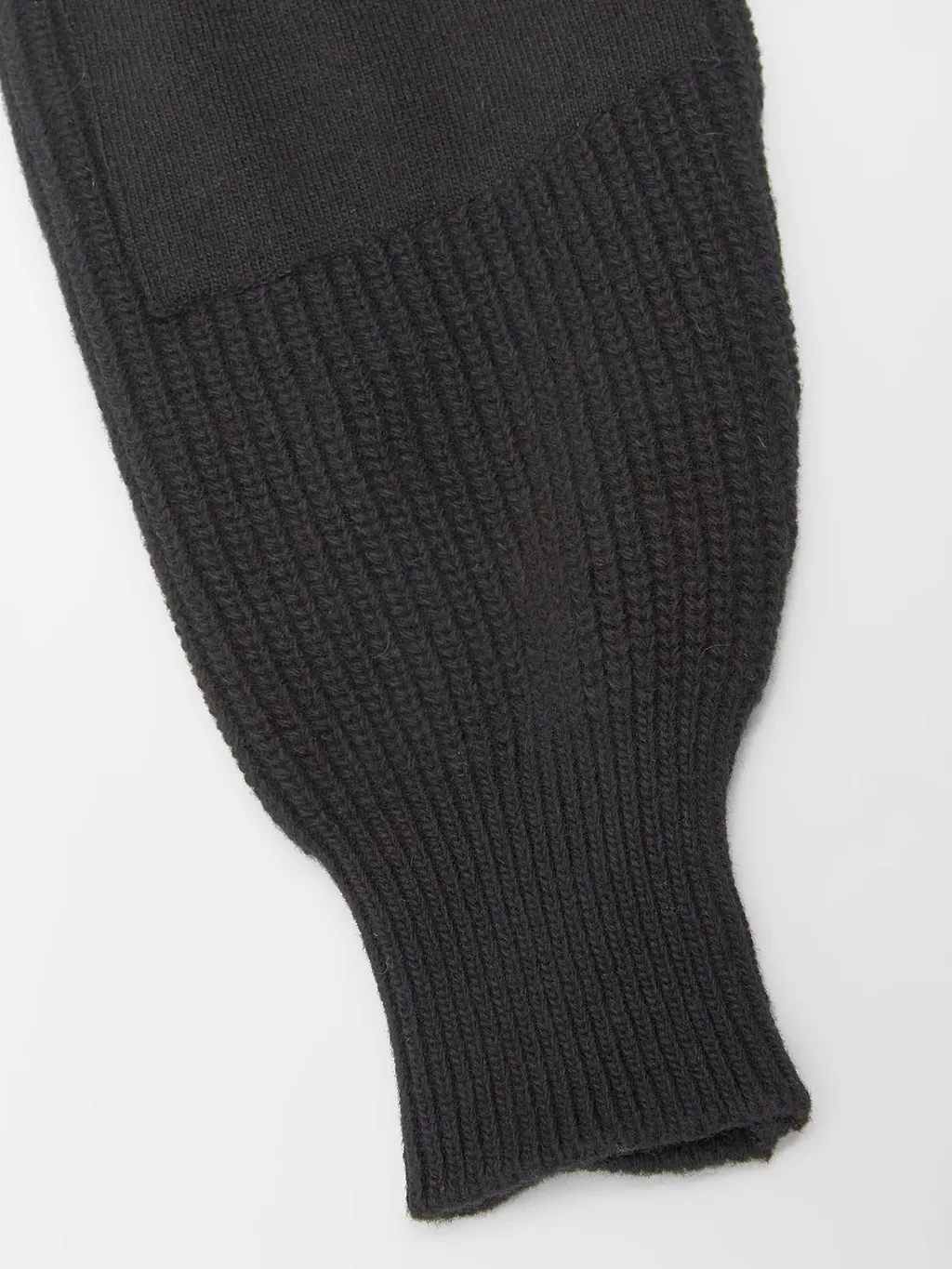 Thomas Ribbed Knitted Sweater