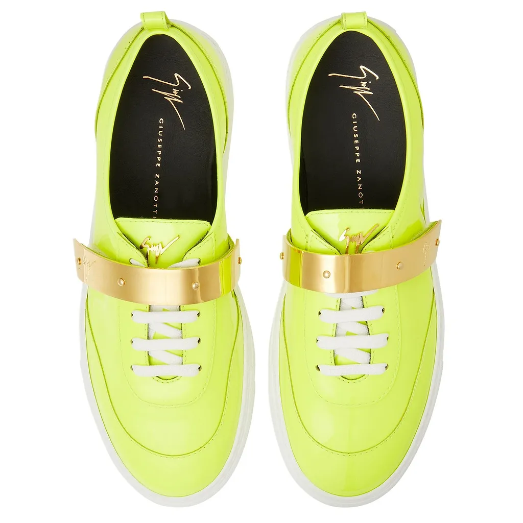 Zenas Low-Top Sneakers