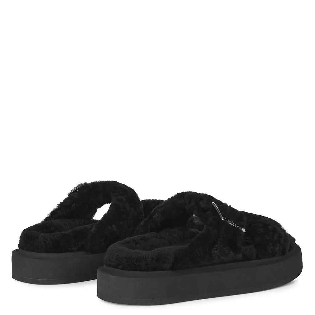 Jolanda Winter Sandals