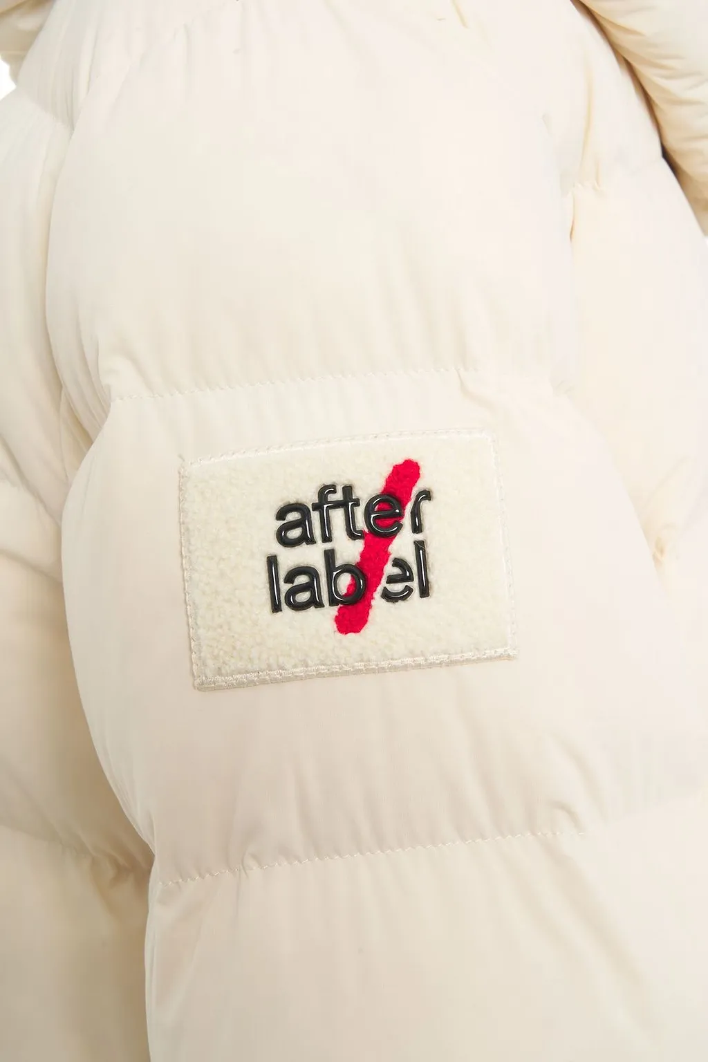 After Label Logo Patch Hooded Coat