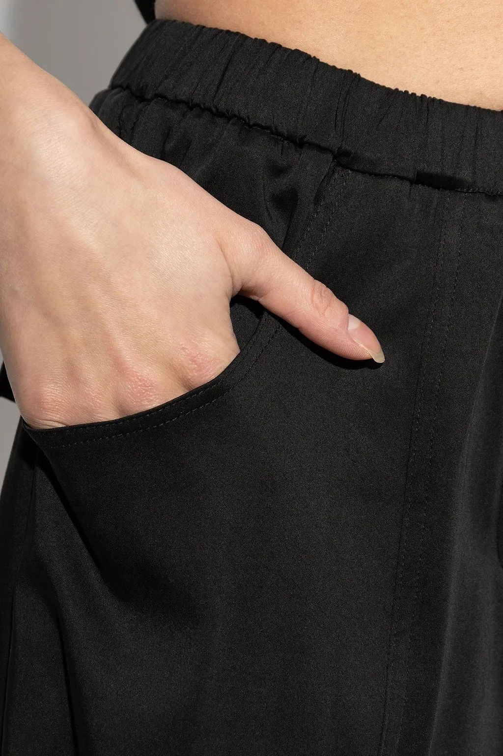 Akep Bermuda Shorts