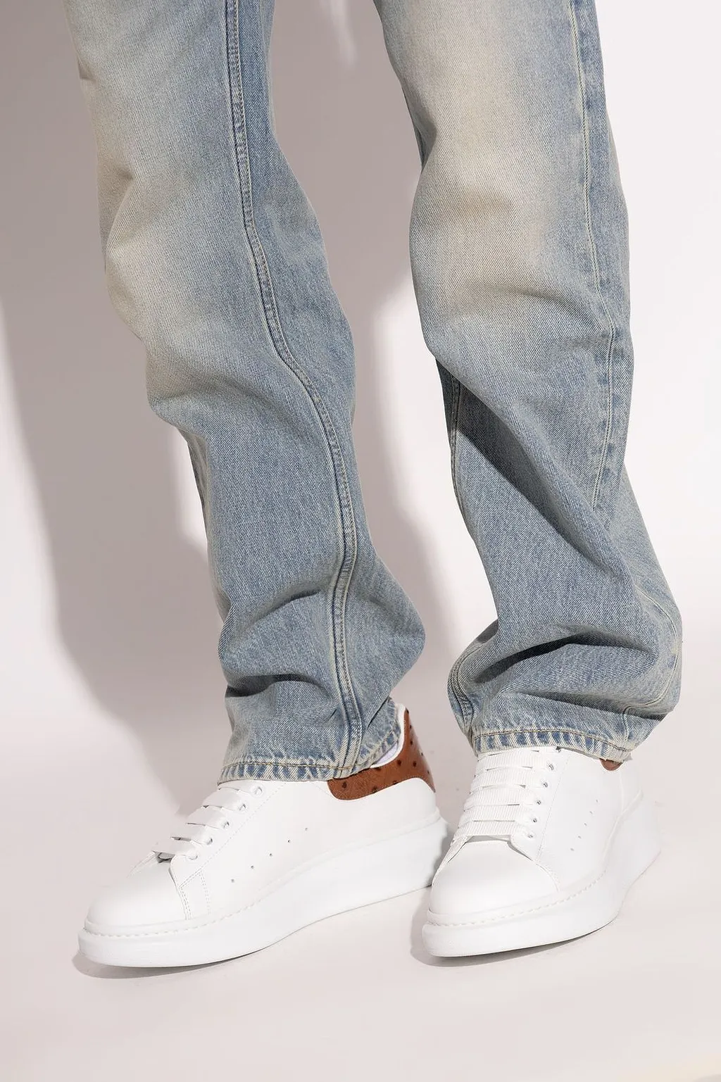 Alexander Mcqueen Logo Heel Low-Top Sneakers