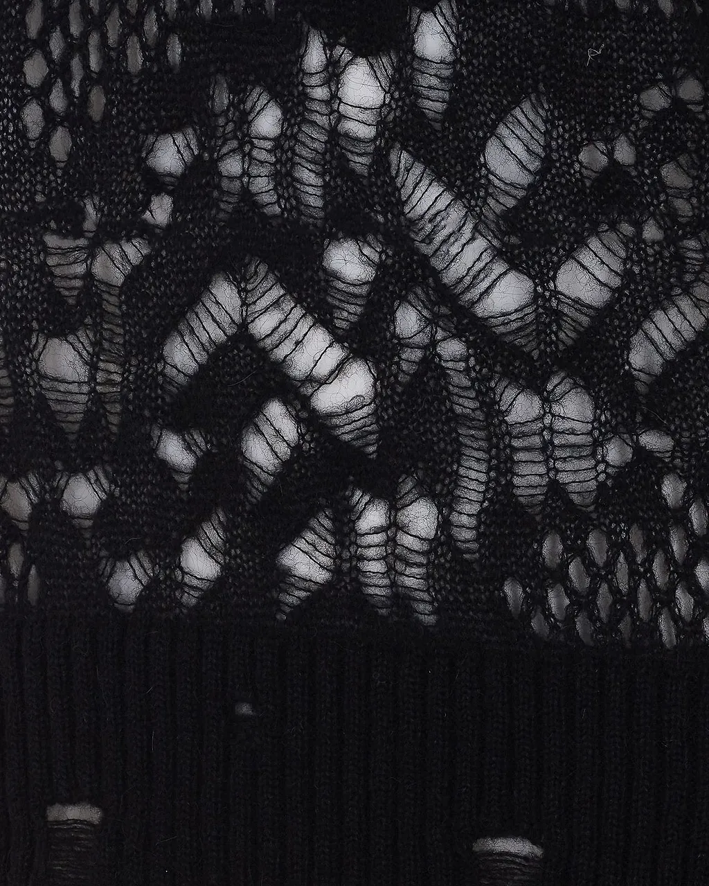 Alpha Studio Open Knit V-Neck Knitted Top