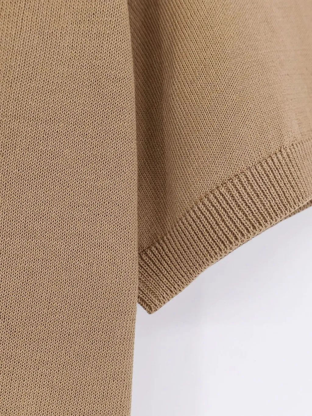 Alpha Studio Short-Sleeve Knitted Top