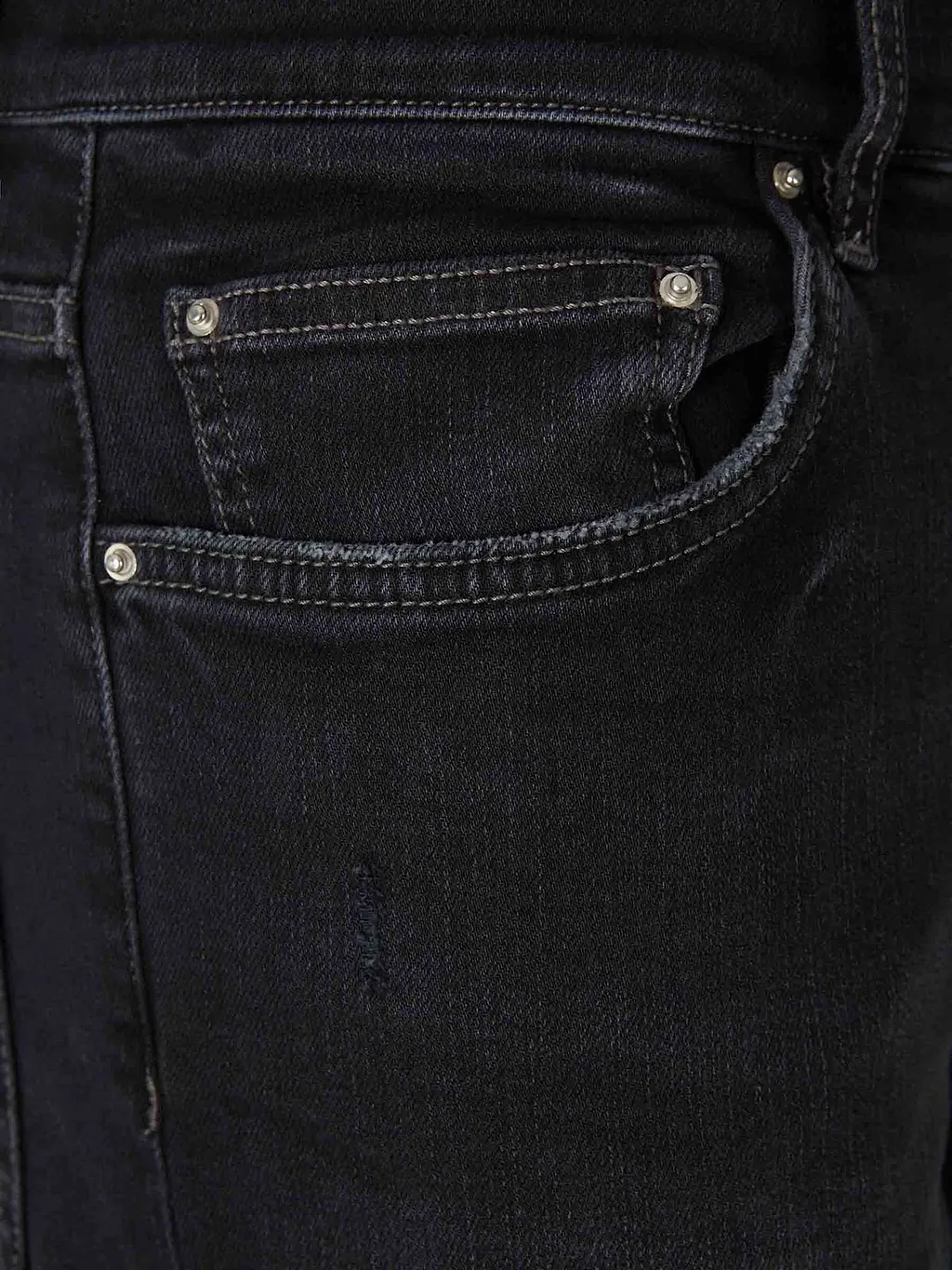 Amiri Distressed Skinny Jeans