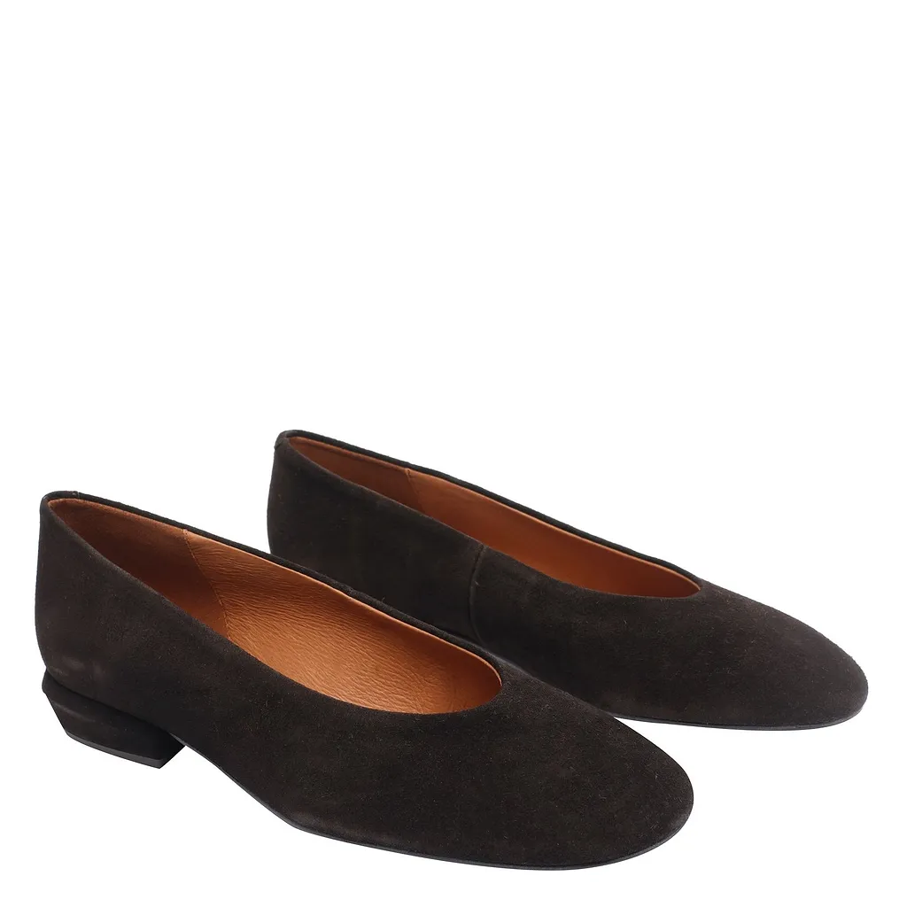 Angel Alarcon Katya Round Toe Pumps