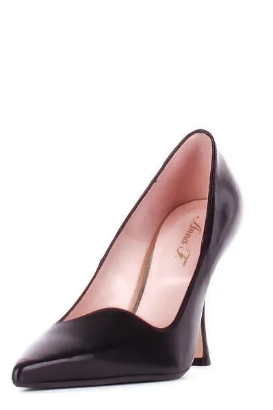 Anna F. Pointed Toe Pumps