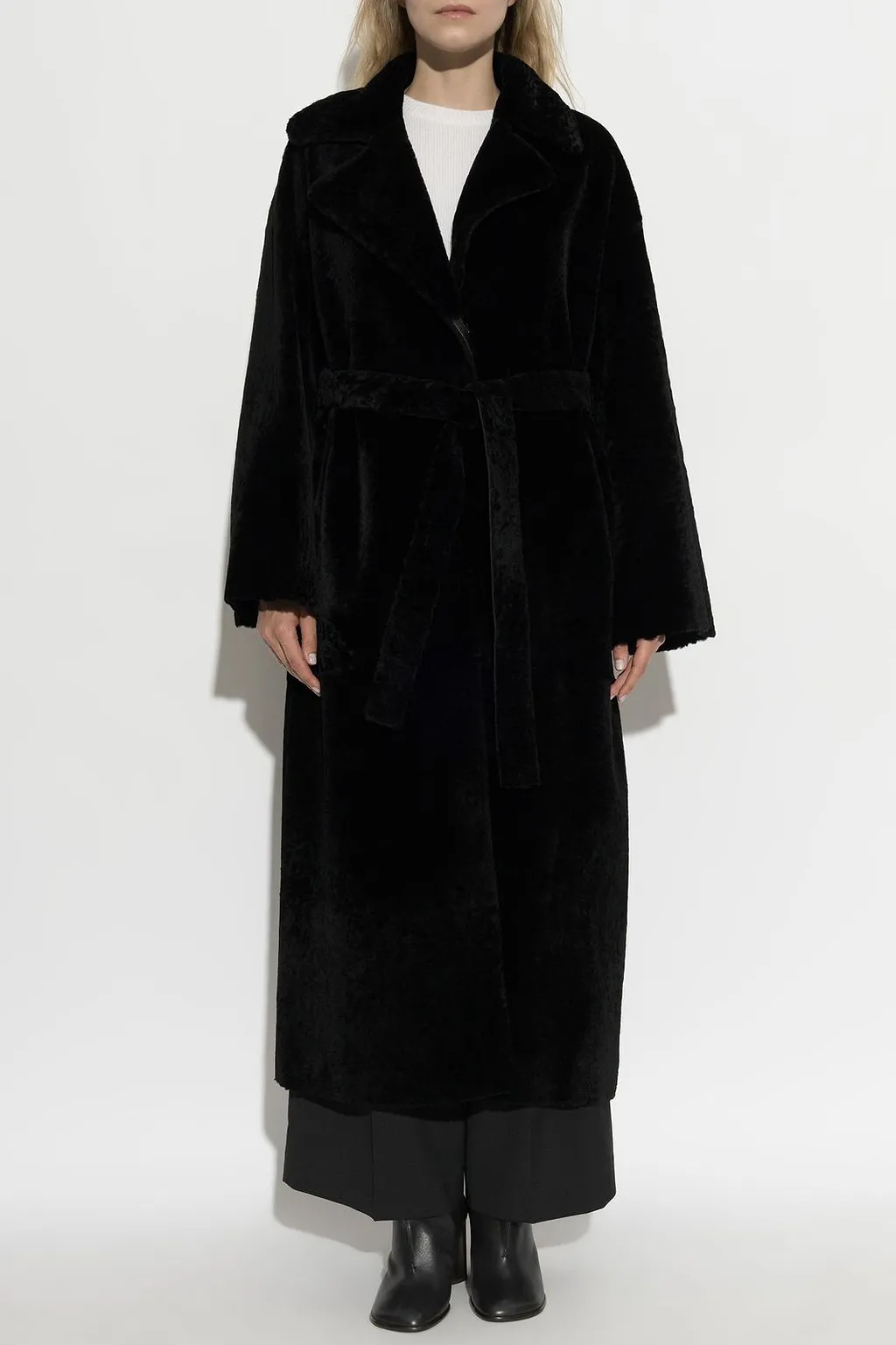 Arma Rien Reversible Belted Coat