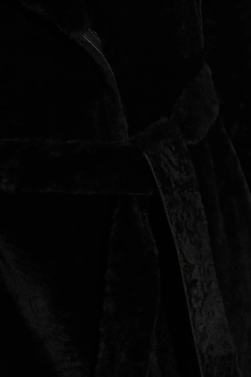 Arma Rien Reversible Belted Coat