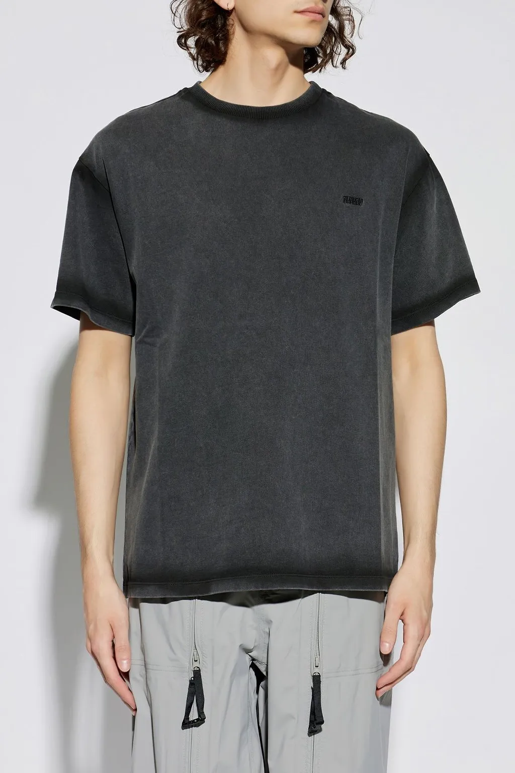 Avavav Embroidered Logo T-Shirt