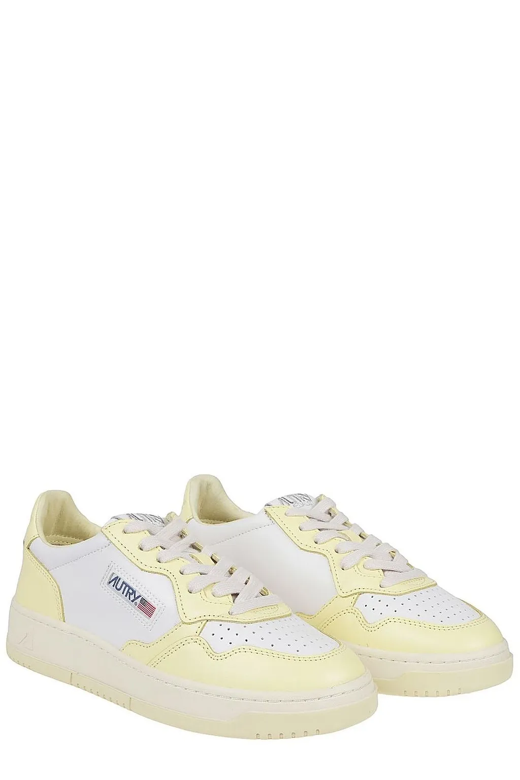 Autry Medalist Low Bicolor Sneakers