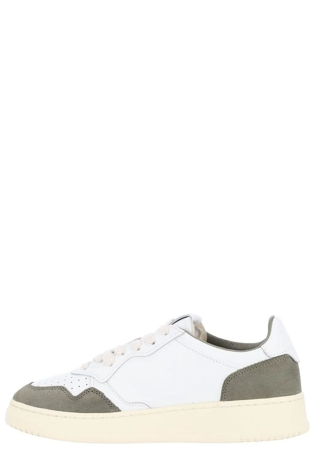 Autry Medalist Low-Top Sneakers