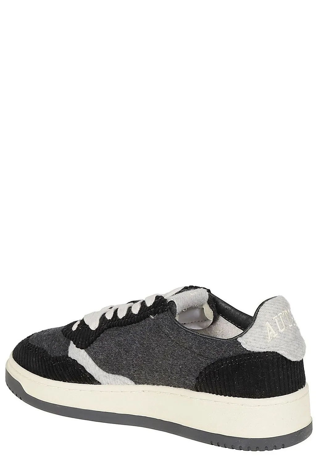 Autry Medalist Low-Top Sneakers