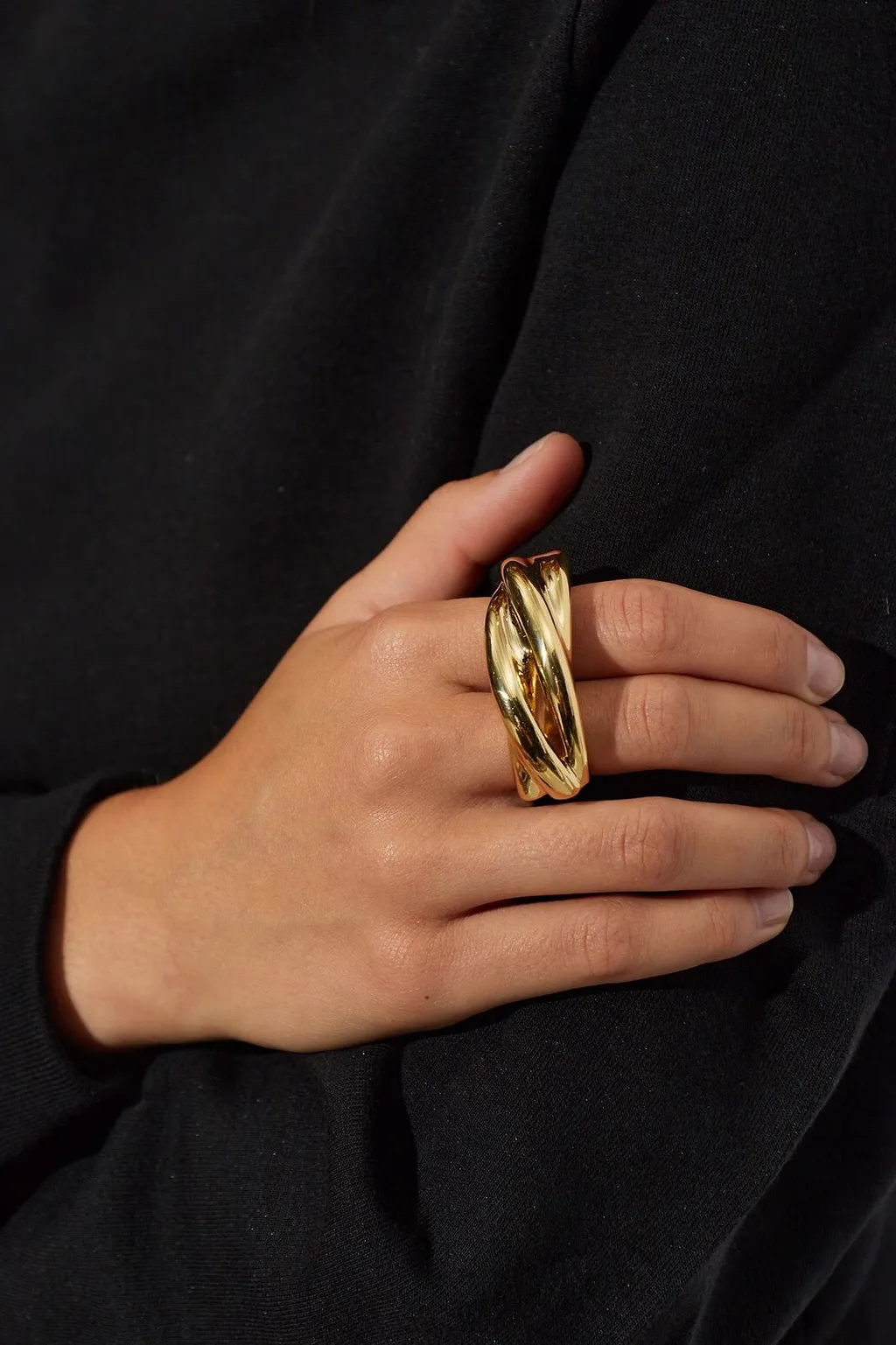 Sculpted Double Ring