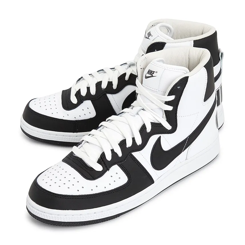 Logo Sneakers