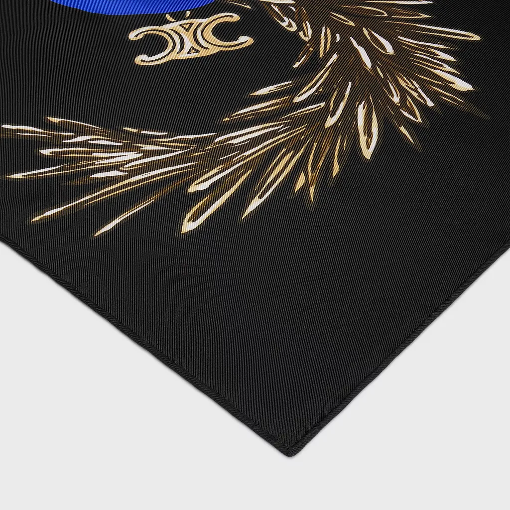 Square In Silk Twill