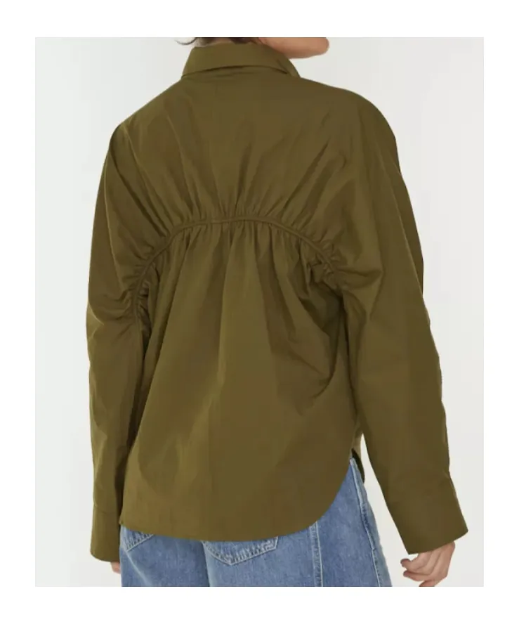 Closed Gathered-Back 3/4 Sleeve Shirt
