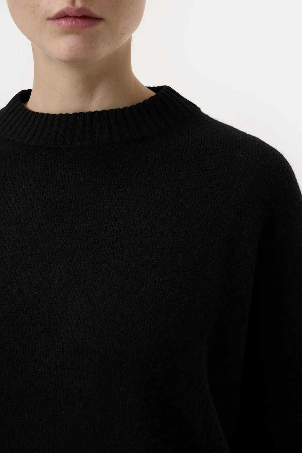 Closed Ribbed Knitwear