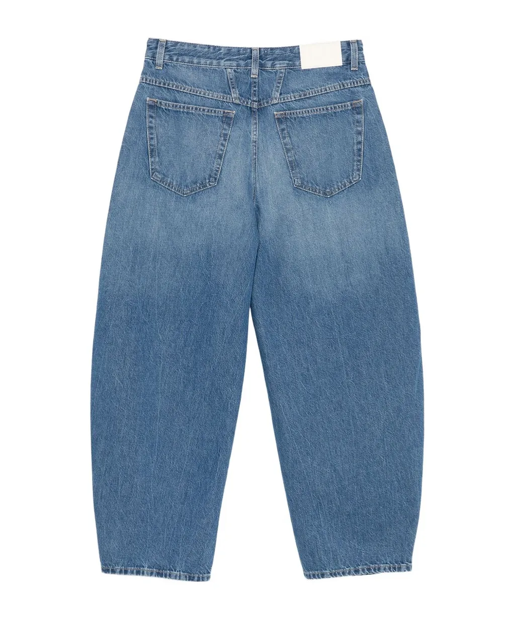 Tapered Jeans