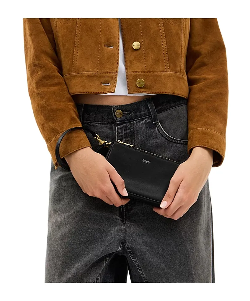 Plaza 18 Shoulder Bag